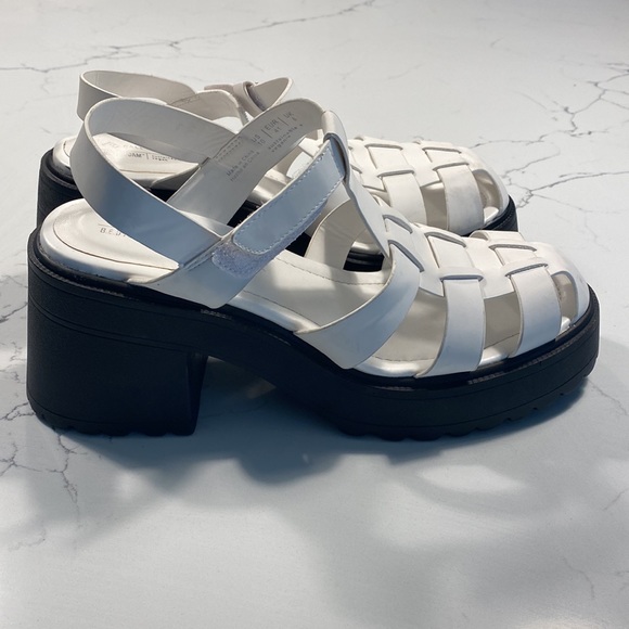 White chunky heel platform sandals - Picture 2 of 4